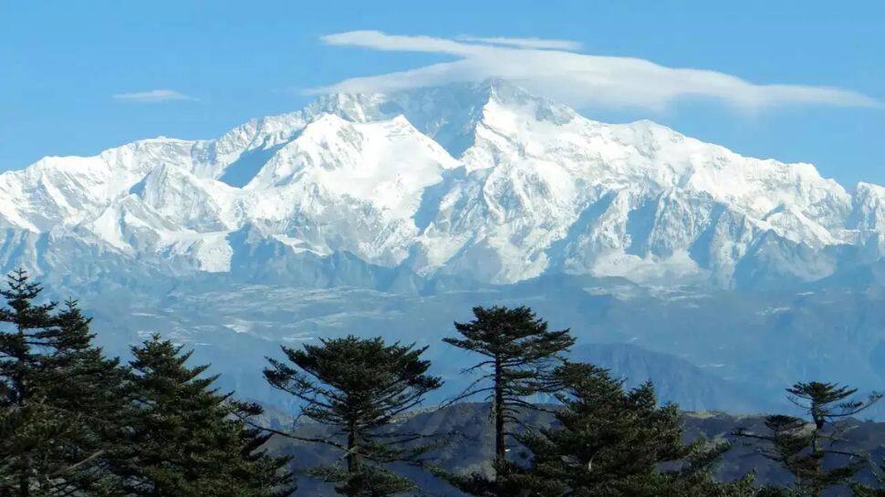 Sandakphu, West Bengal – The Sleeping Buddha Trek