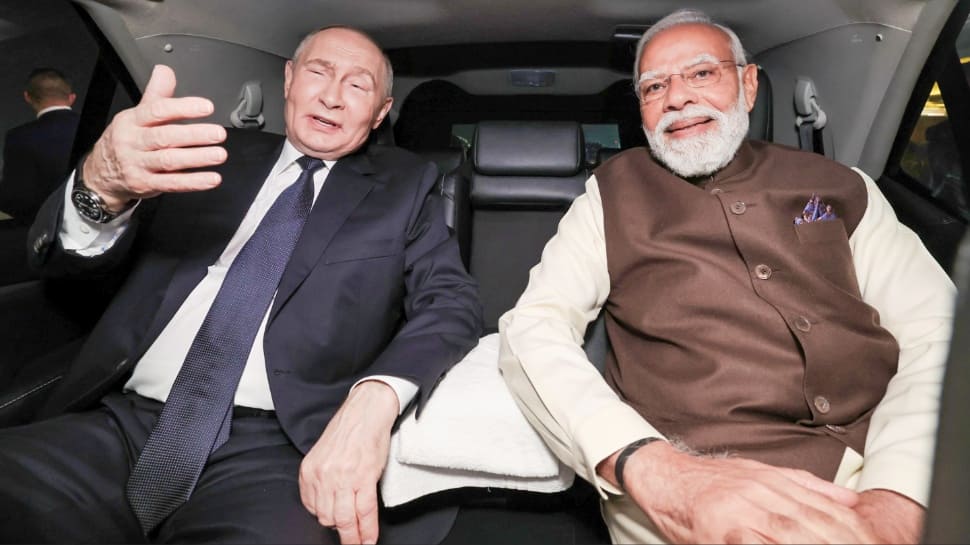 Modi-Putin Car Ride Used As Warning Shot: Democrats Say Trump's 50% Tariffs Risk 'Losing India' | VIRAL VIDEO