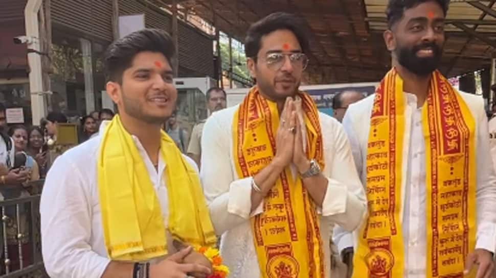 'Bigg Boss 19' Winner Gaurav Khanna Spotted At Siddhivinayak Temple On Birthday, Co-Contestants Pranit More, Mridul Tiwari Join Him