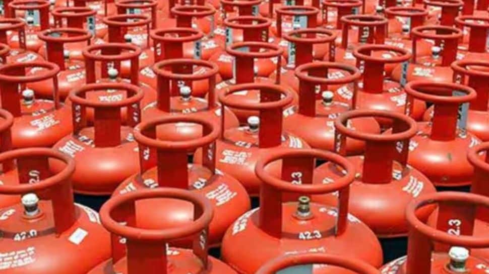 Price Of LPG In India Is Much Lower Than Pakistan, Sri Lanka & Nepal: Hardeep Puri