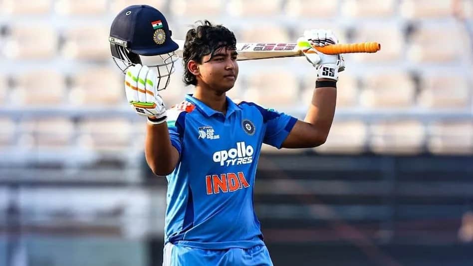18. IPL 2025 Spotlight Works Both Ways