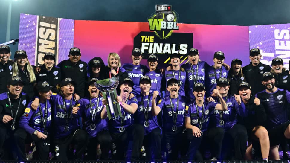 Lizelle Lee Creates History As Hobart Hurricanes Clinch Maiden WBBL Title With Win Over Perth Scorchers