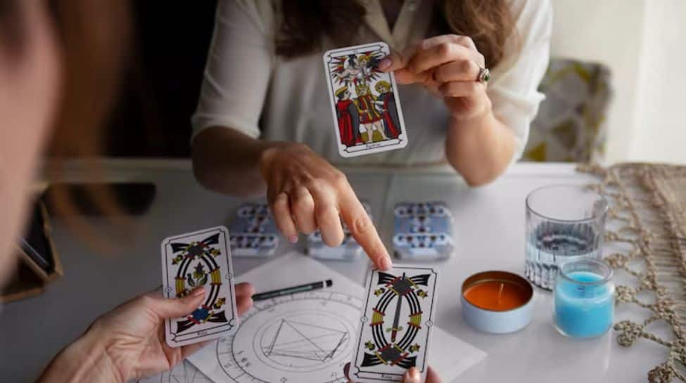 Tarot Card Reading Horoscope Today For December 17: Today You May Feel Slightly Chaotic, Zodiacs