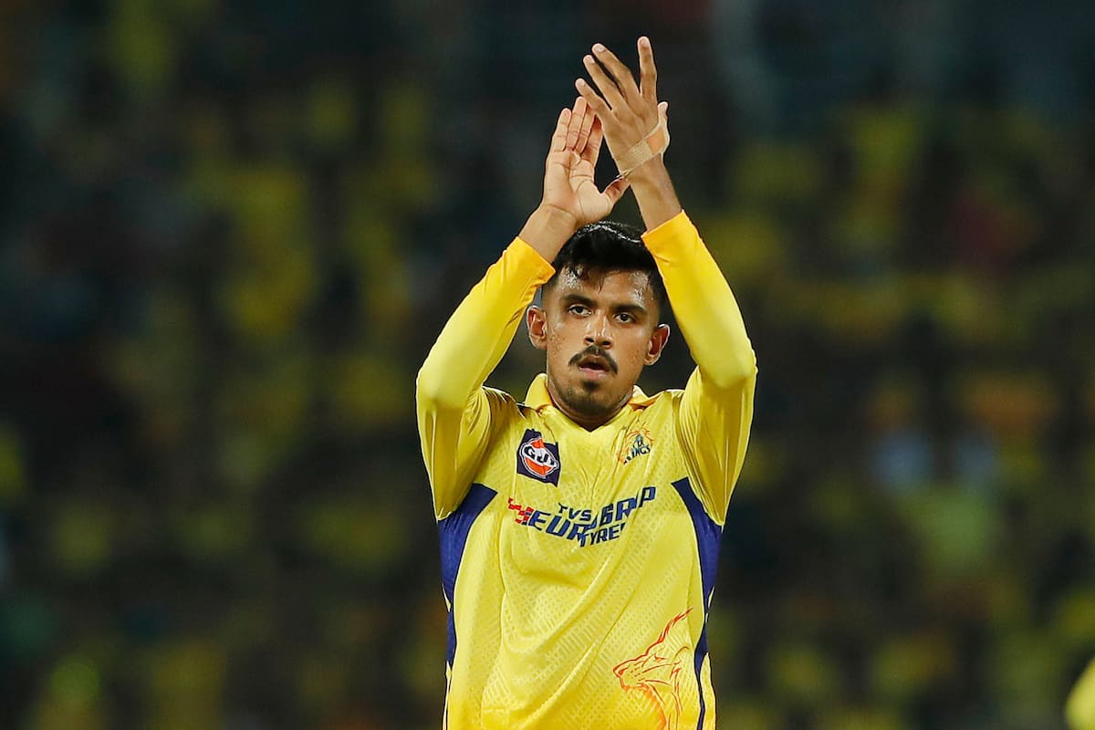 8. Maheesh Theekshana