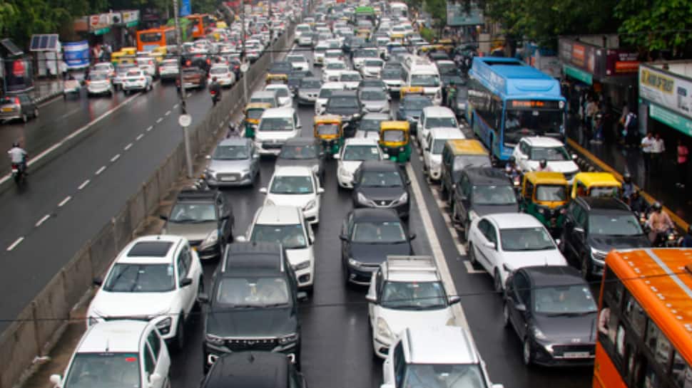 Only BS-4 And Above Vehicles Immune To Penalty In Delhi Now - Check Supreme Court's Latest Order Amid Air Quality Woes