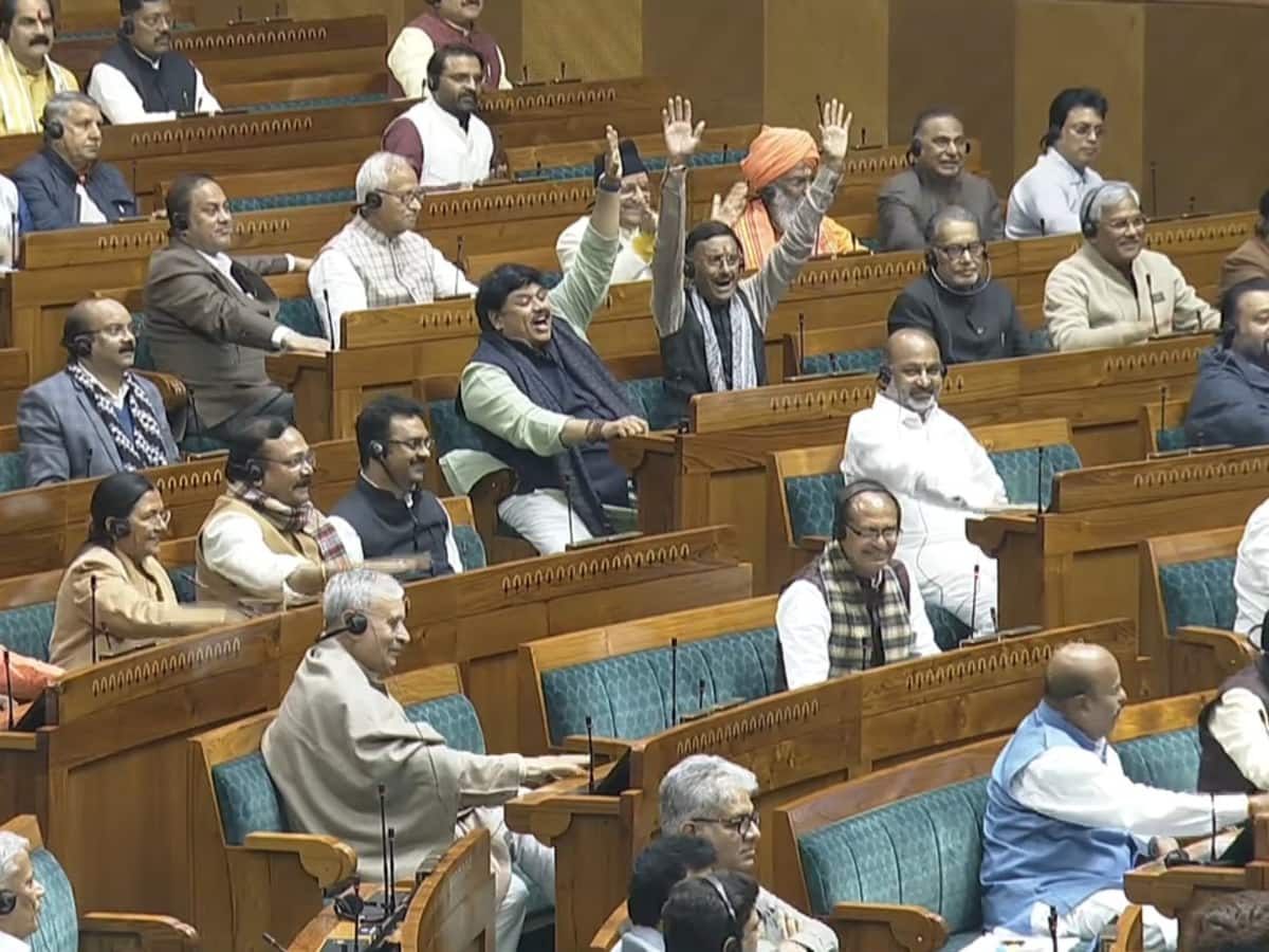 Lok Sabha Passes VB-G RAM-G Bill Amid Opposition Protests; Government Invokes Gandhian Ideals