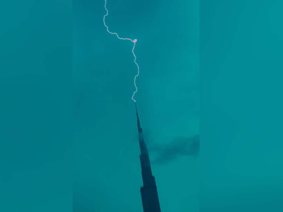 Watch: Burj Khalifa Hit By Lightning In Stunning Clip Posted By Dubai Crown Prince
