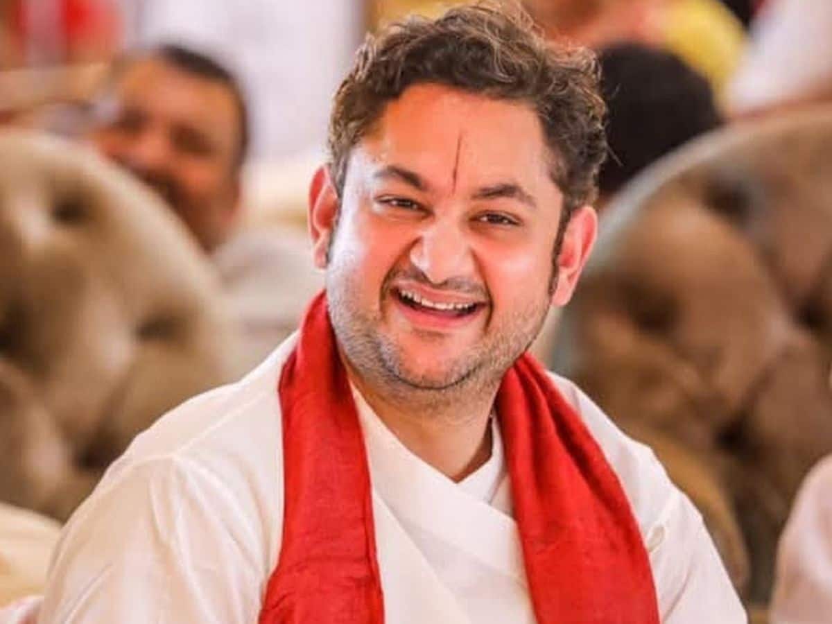 From Oxford To Vrindavan: Meet Man Who Chose Monkhood Over Global Academic Career