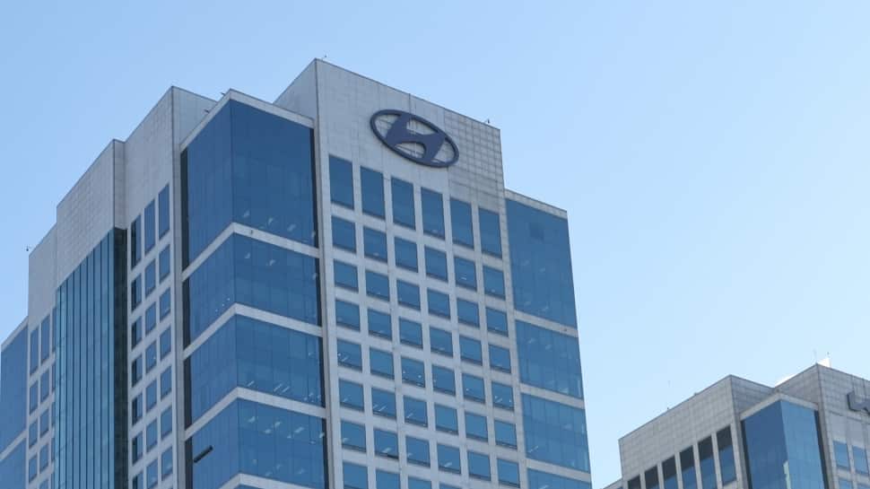 Hyundai To Unveil AI Strategy, Debut Humanoid Robot At CES 2026