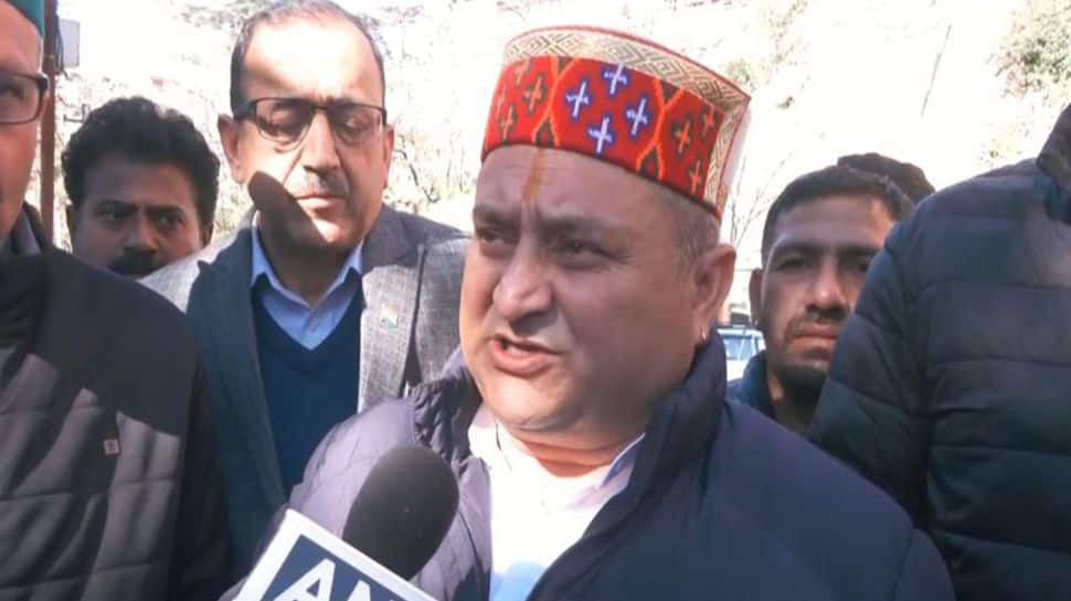 Congress Slams Centre’s Plan To Rename MGNREGA, Stages Protest In Himachal