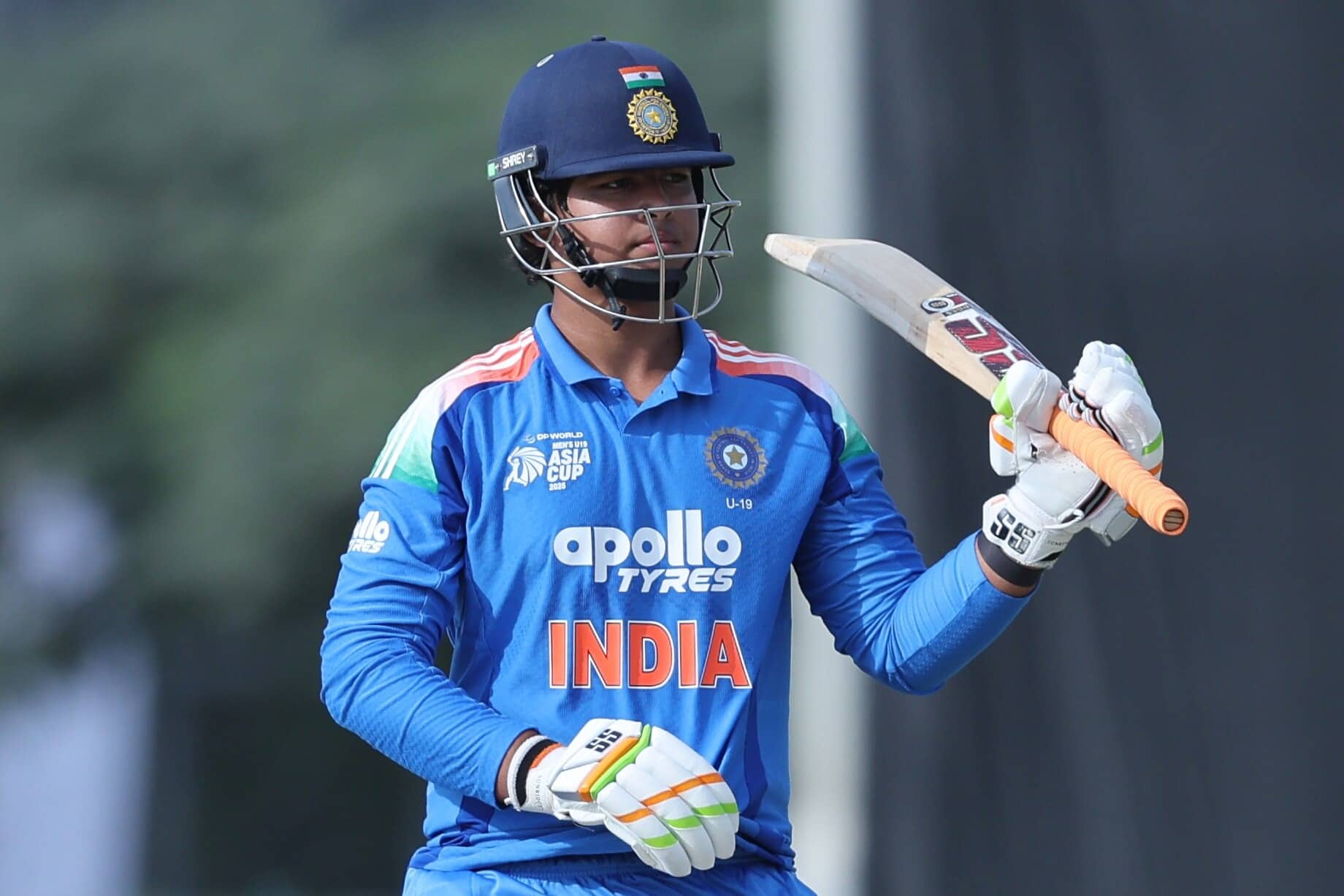 2. Record-Breaking 171 vs UAE