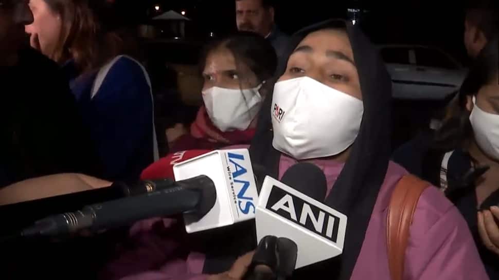 Kuldeep Sengar Bail: Unnao Rape Survivor Meets Rahul Gandhi, Sonia Gandhi; Reposes Faith In Supreme Court For Justice