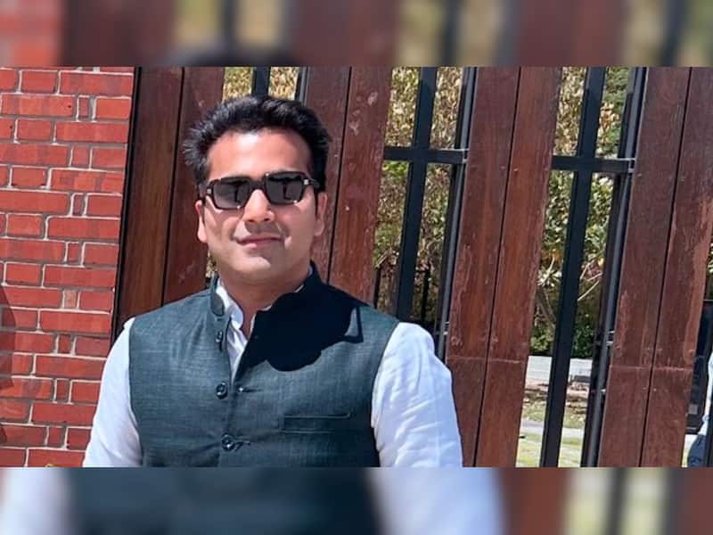 Strong Academic And Corporate Background