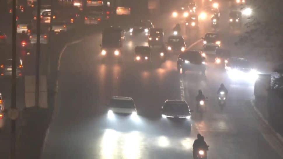 Delhi Air Quality Update: Smog Blankets Capital As AQI Hovers Near `Severe` Mark