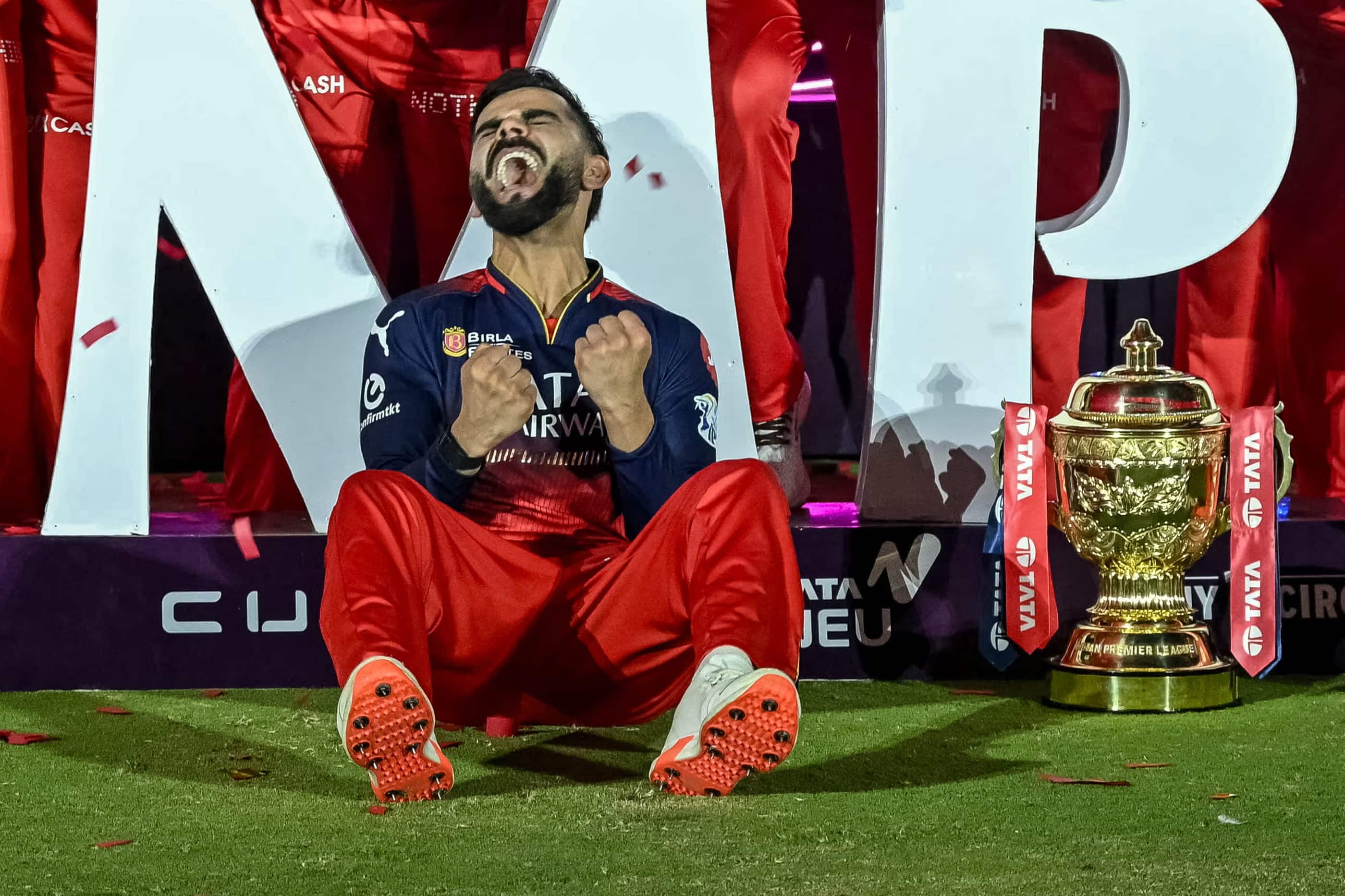 1. Fastest to 14,000 ODI Runs 1. Fastest to 14,000 ODI Runs