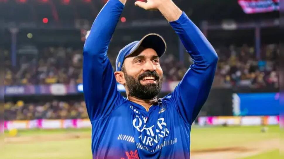 Dinesh Karthik (Rs 86.92 crore)