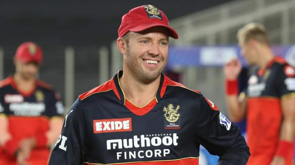 AB de Villiers (Rs 102.52 crore)