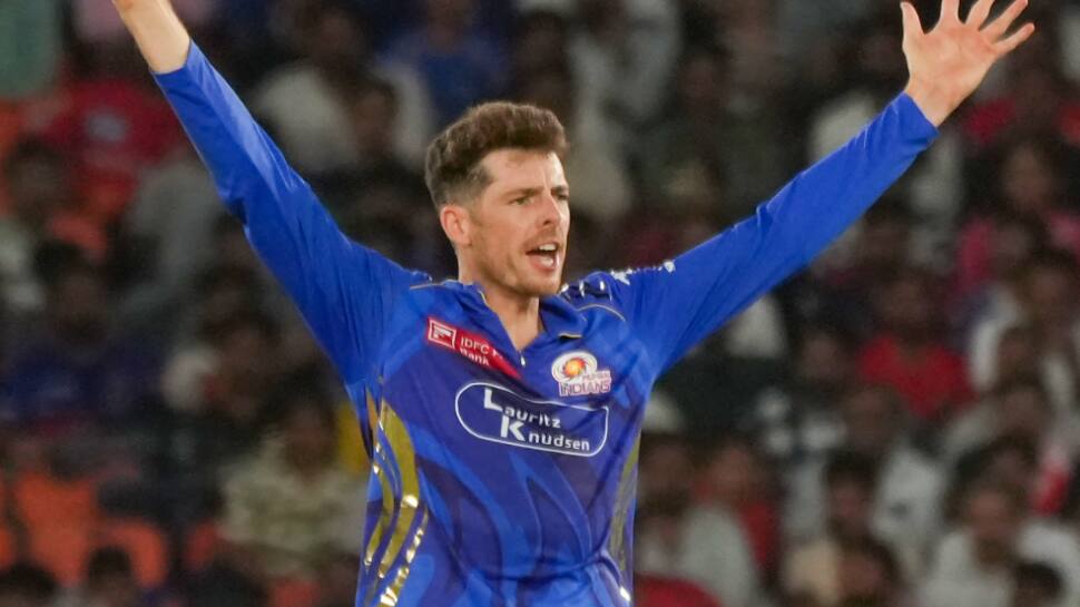 4. Mitchell Santner