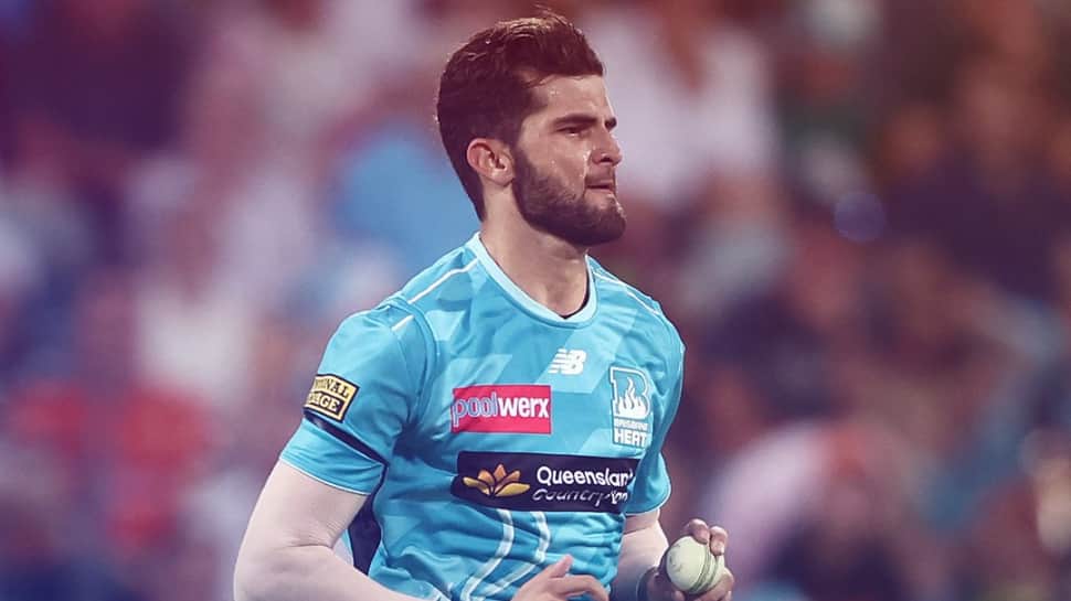 Big Blow For Pakistan ! Shaheen Shah Afridi Gets Injured In BBL Ahead Of T20 World Cup 2026 In India