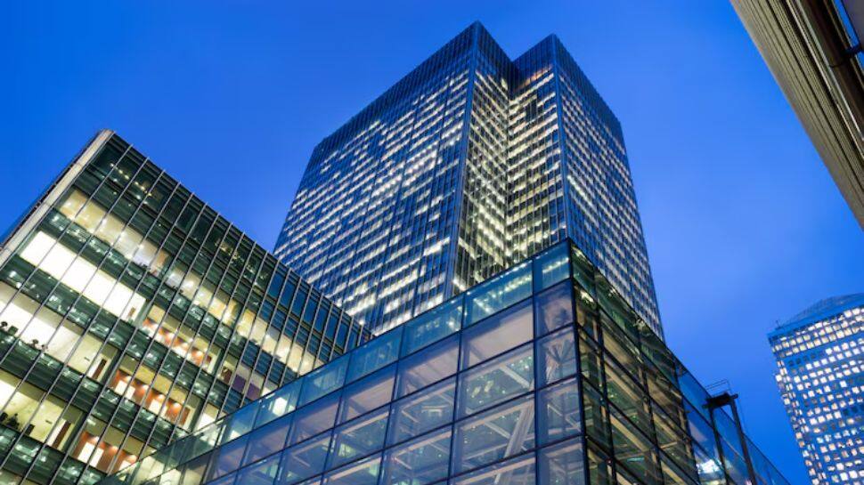 Shocking! 26-Year-Old Employee Jumps To Death From 5th Floor In Bengaluru`s Electronics City