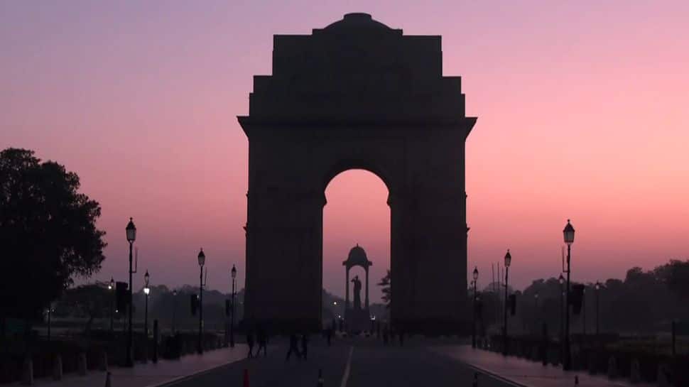 Delhi Shivers On Coldest New Year Morning; Air Quality Remains `Very Poor`