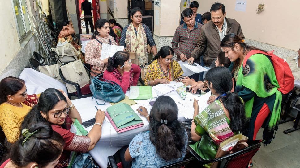 UP Man Missing Since 1997 Returns Home After 28 Years To Collect SIR Documents