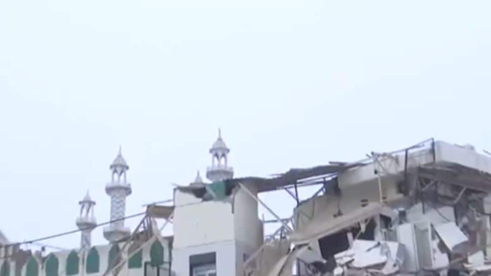 5 Cops Injured In Stone-Pelting During MCD Demolition Near Turkman Gate; 10 Arrested