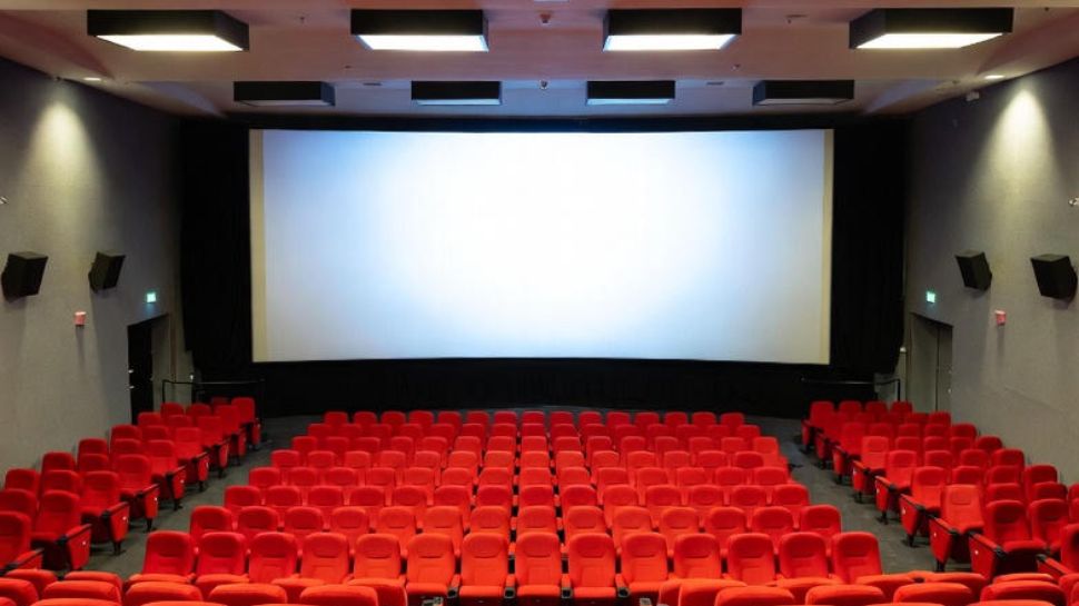 World's Highest Cinema Hall: Movie Experience Above Clouds At 11,562 ...