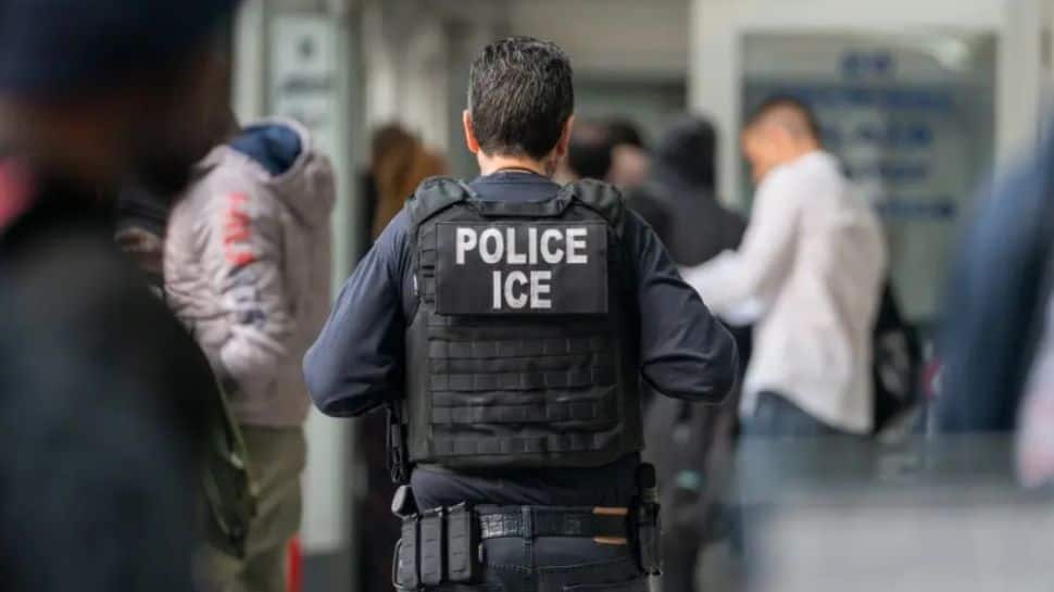 US ICE Agent Fatally Shoots Woman During Immigration Operation, Triggers Political Backlash