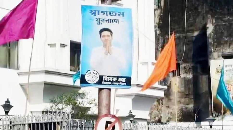 Controversy Erupts Over Abhishek Banerjee`s Photo Outside Swami Vivekananda`s Ancestral House