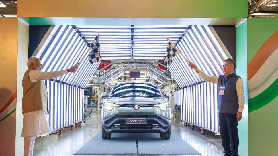 India’s EV Sales Hit 2.3 Million In 2025; Market Share Rises To 8 Pc