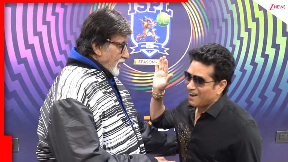 Amitabh Bachchan Plays Finger Cricket With Sachin Tendulkar, Video Goes Viral - Watch