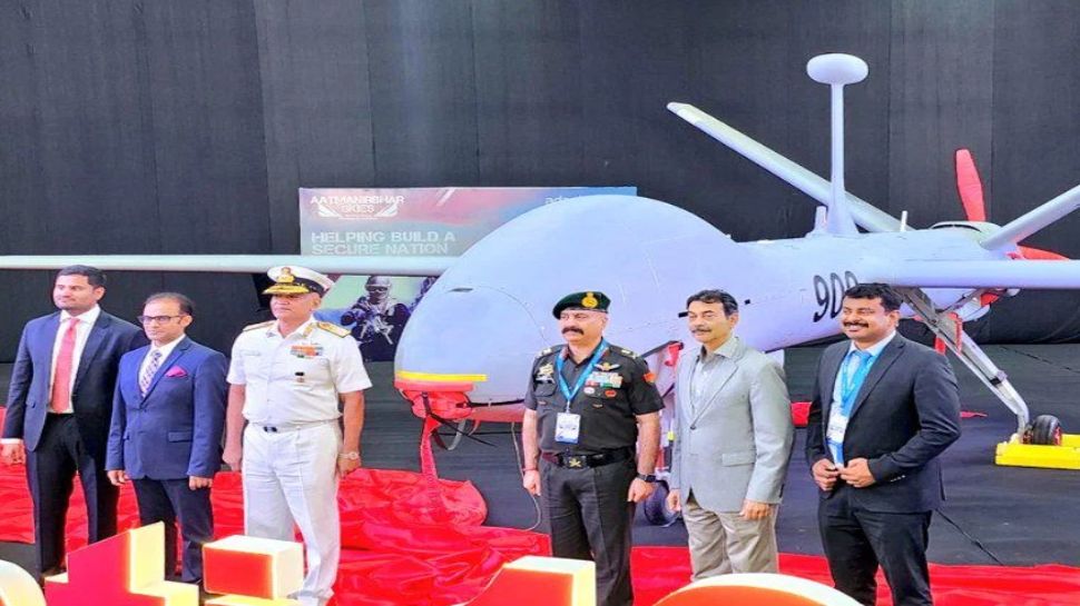 Meet India’s Ocean Watcher – The Drishti 10 Drone That Boosts Nation’s Naval Energy Like By no means Earlier than Meet India’s Ocean Watcher – The Drishti 10 Drone That Boosts Nation’s Naval Energy Like By no means Earlier than