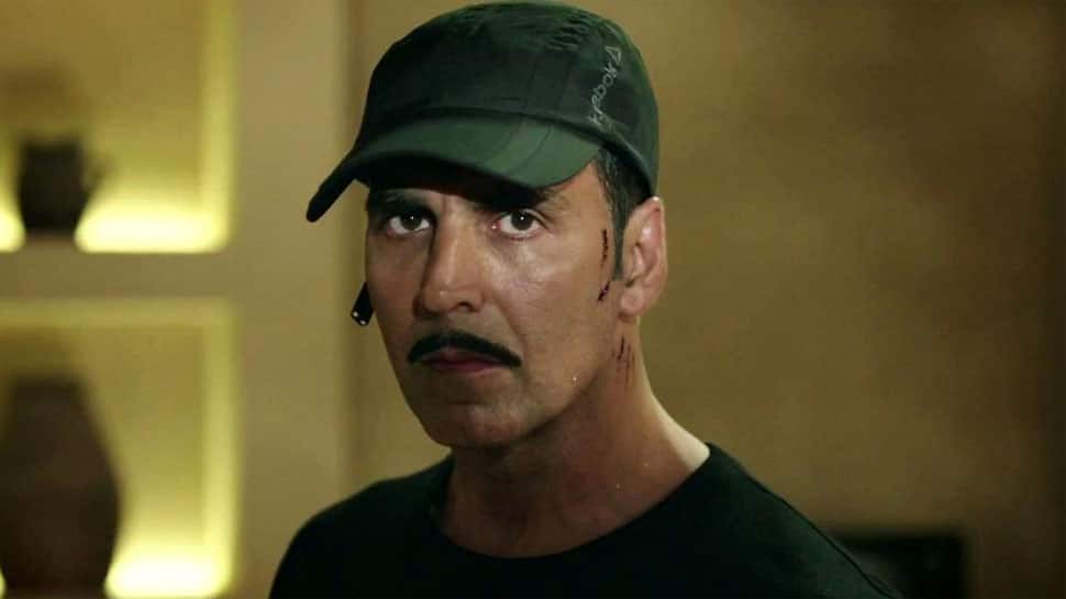 Akshay Kumar's Security Entourage Accident Case: Mumbai Police Takes Driver Into Custody, Files Case Of Rash & Negligent Driving