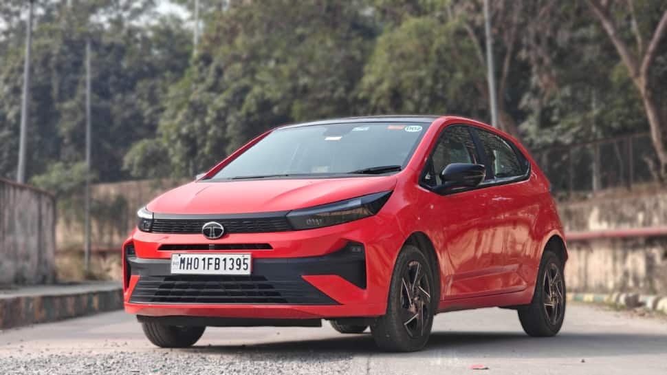 Planning to buy Tata Altroz Diesel? Check top 15 pros and 8 cons