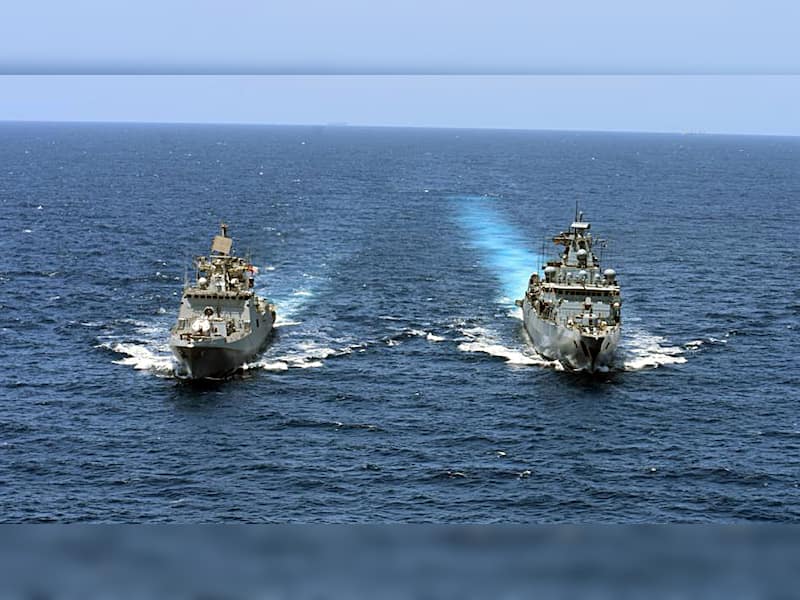 Submarine, Warship Killer