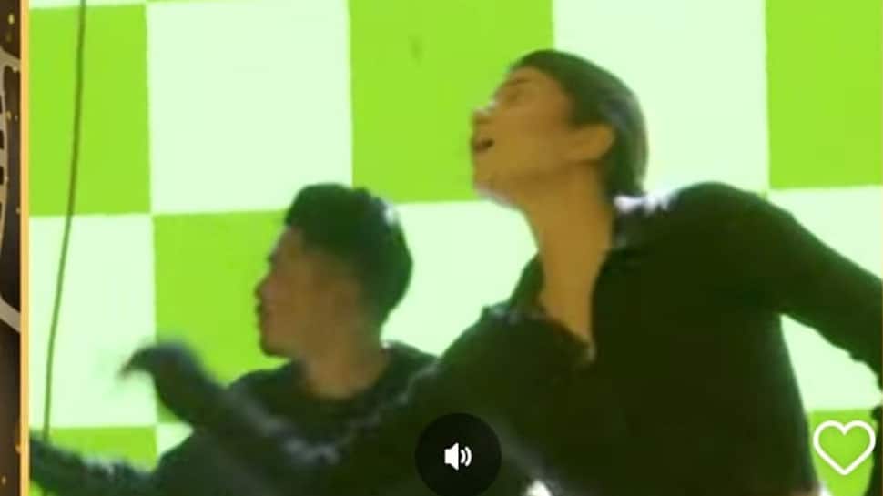 Zee 24 Ghanta Binodone Sera 24: Souraseni Maitra's sensational BTS performance on 'Challenge 2' song - Watch