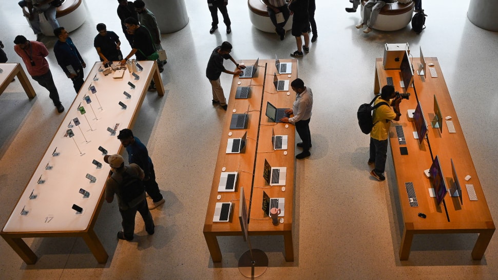 Apple units quarterly income report in India, large alternative forward for us: Tim Cook dinner