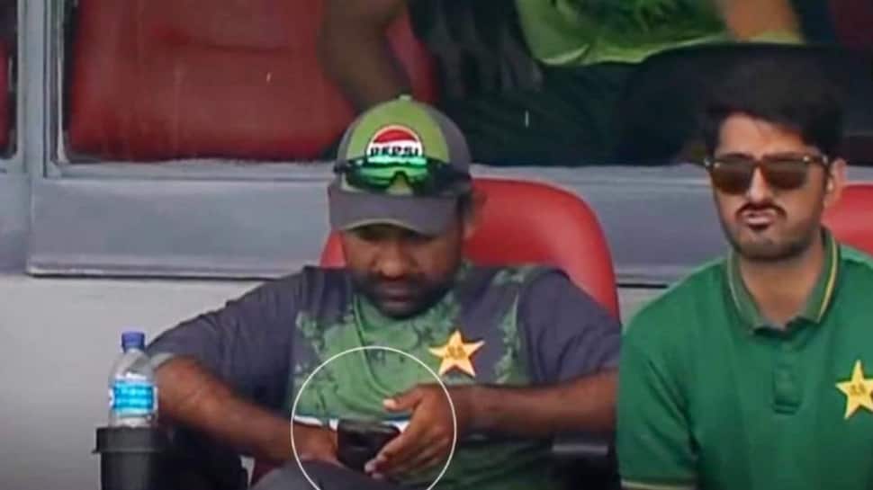 Sarfaraz Ahmed caught using phone during India vs Pakistan U19 Clash, fans say 'Match-fixing', know rules