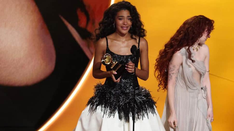 Grammy Awards 2026: Olivia Dean breaks down in tears after winning Best New Artist at 2026 Grammys, says 'here as a granddaughter of an immigrant'