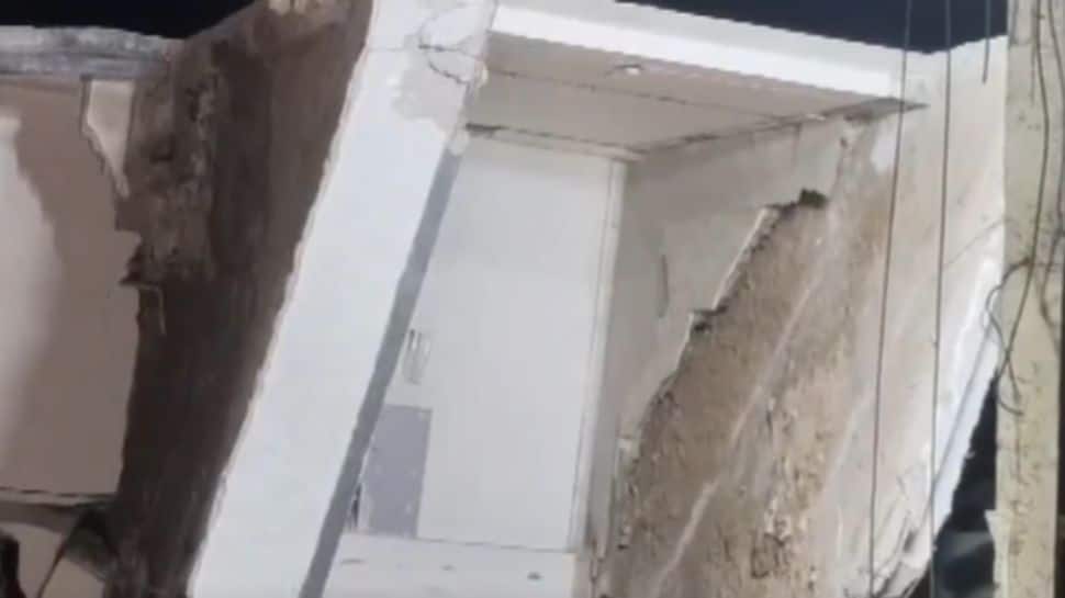 Two killed, 13 injured in building collapse in Kota`s Indravihar area