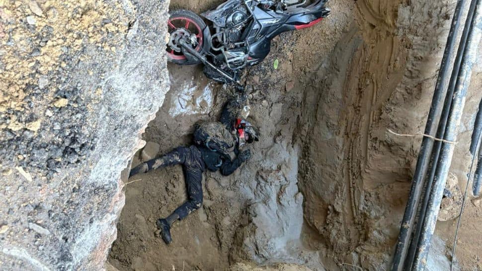 Shocking details emerge in Delhi biker death: Body lay in pit for 8 hours as five people knew but did not help