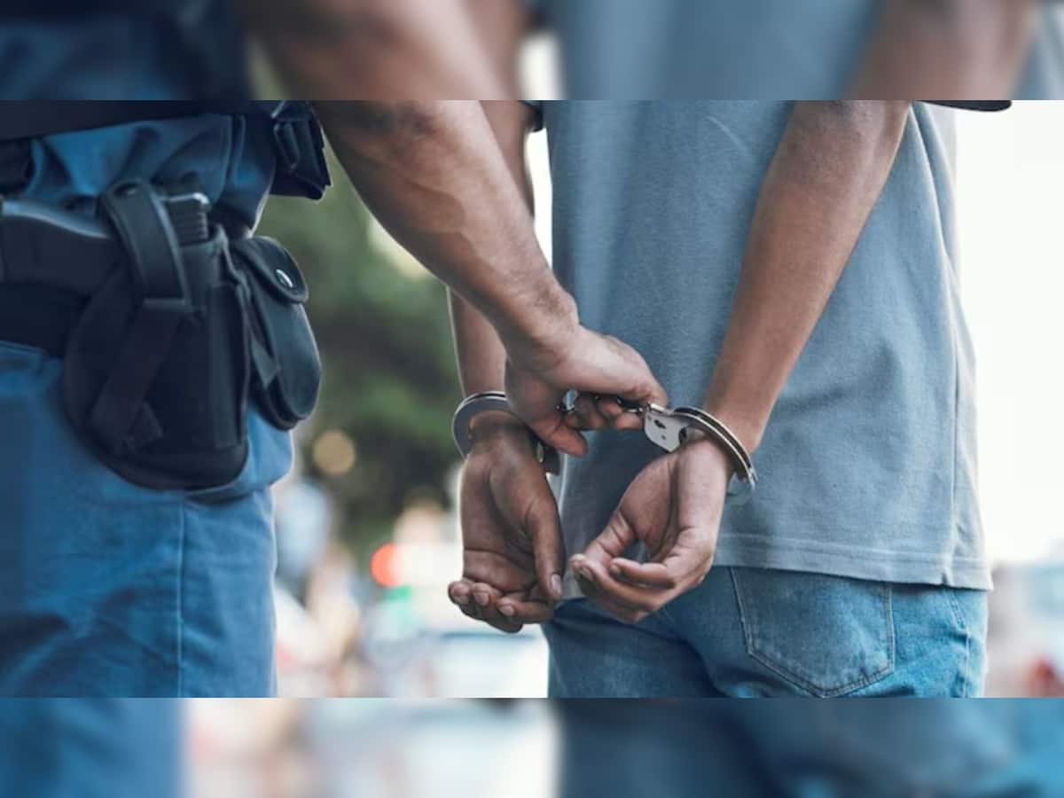 Four Bangladeshi nationals arrested in Mumbai for illegal stay; fake documents seized