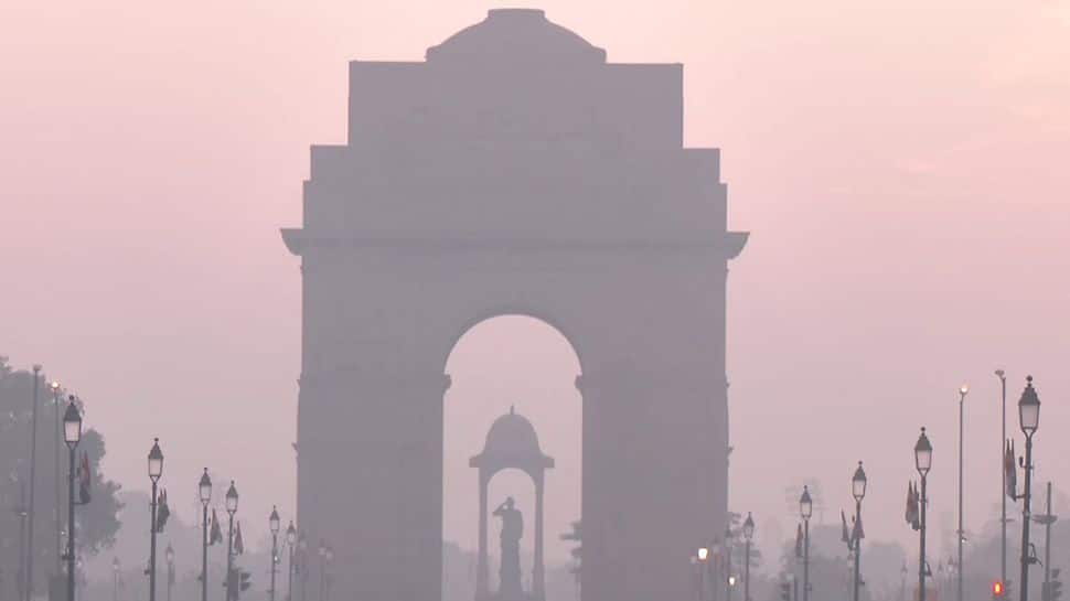 Delhi AQI today: Air quality remains poor; IMD expects mercury to rise