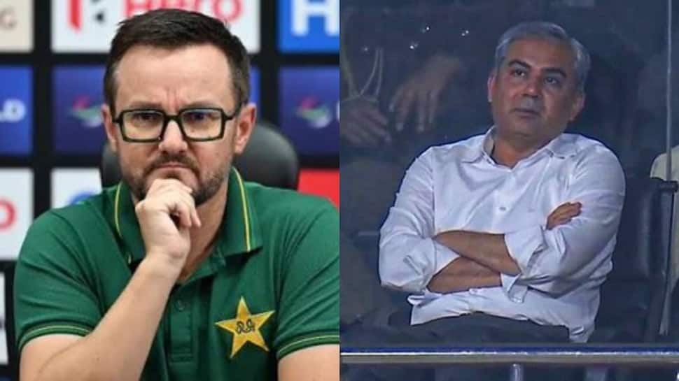'If he's coming to meet players before game...': Mike Hesson breaks silence on Mohsin Naqvi's pressure after loss vs India at T20 WC 2026