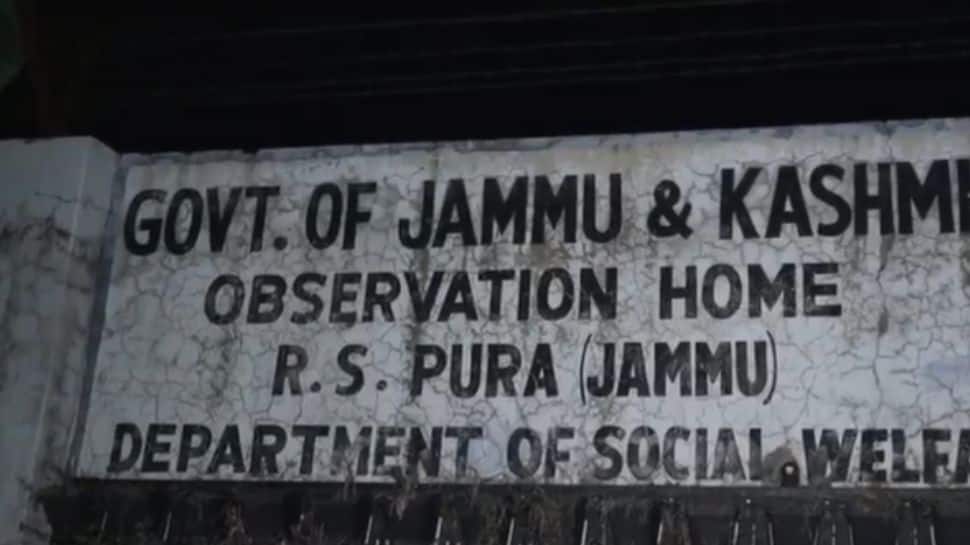 Two Pakistani nationals among three juveniles who escaped J&K observation home after attacking cops