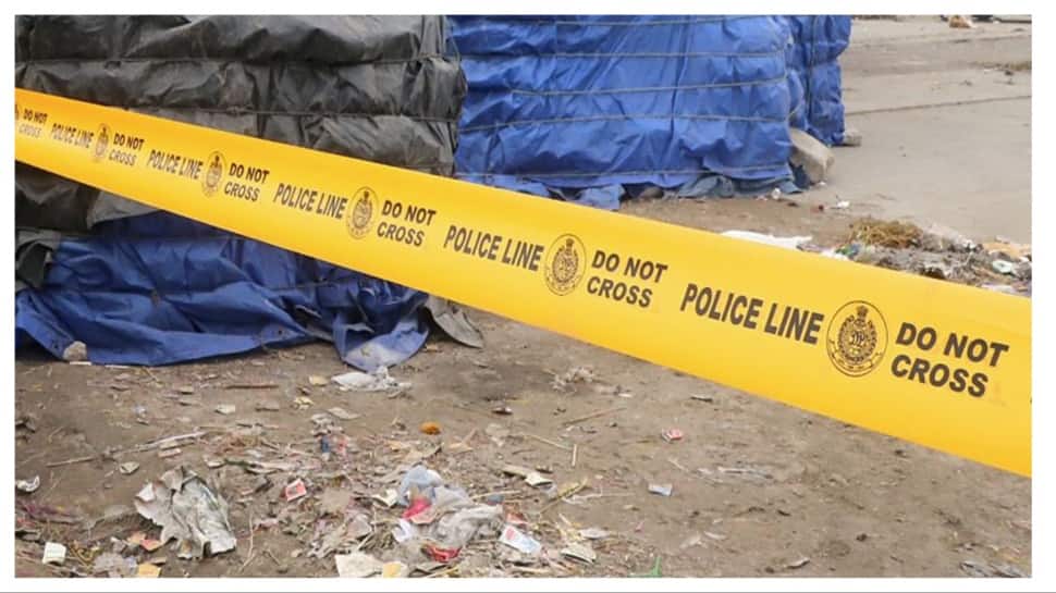 Car falls into canal in UP`s Mathura, 4 persons killed