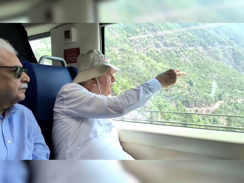 5. Katra – Delhi Vande Bharat