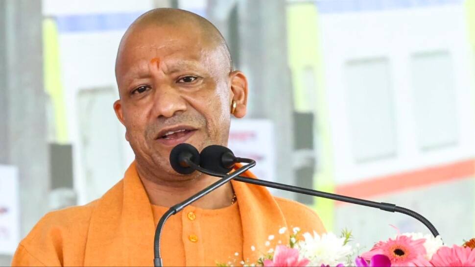 Singapore: CM Yogi meets DBS Bank CEO; discusses investment in several sectors