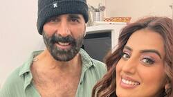 Bhojpuri actress Akshara Singh teases a selfie with Akshay Kumar
